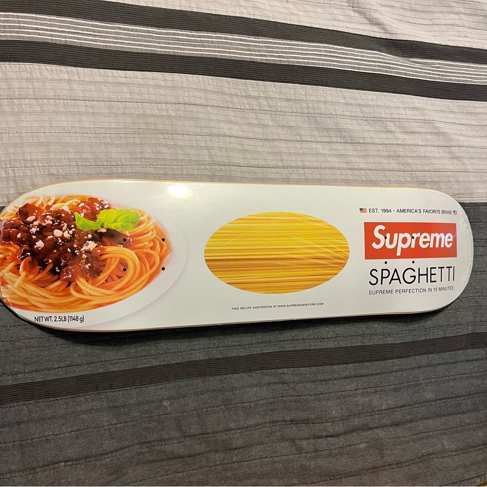 Supreme spaghetti deck